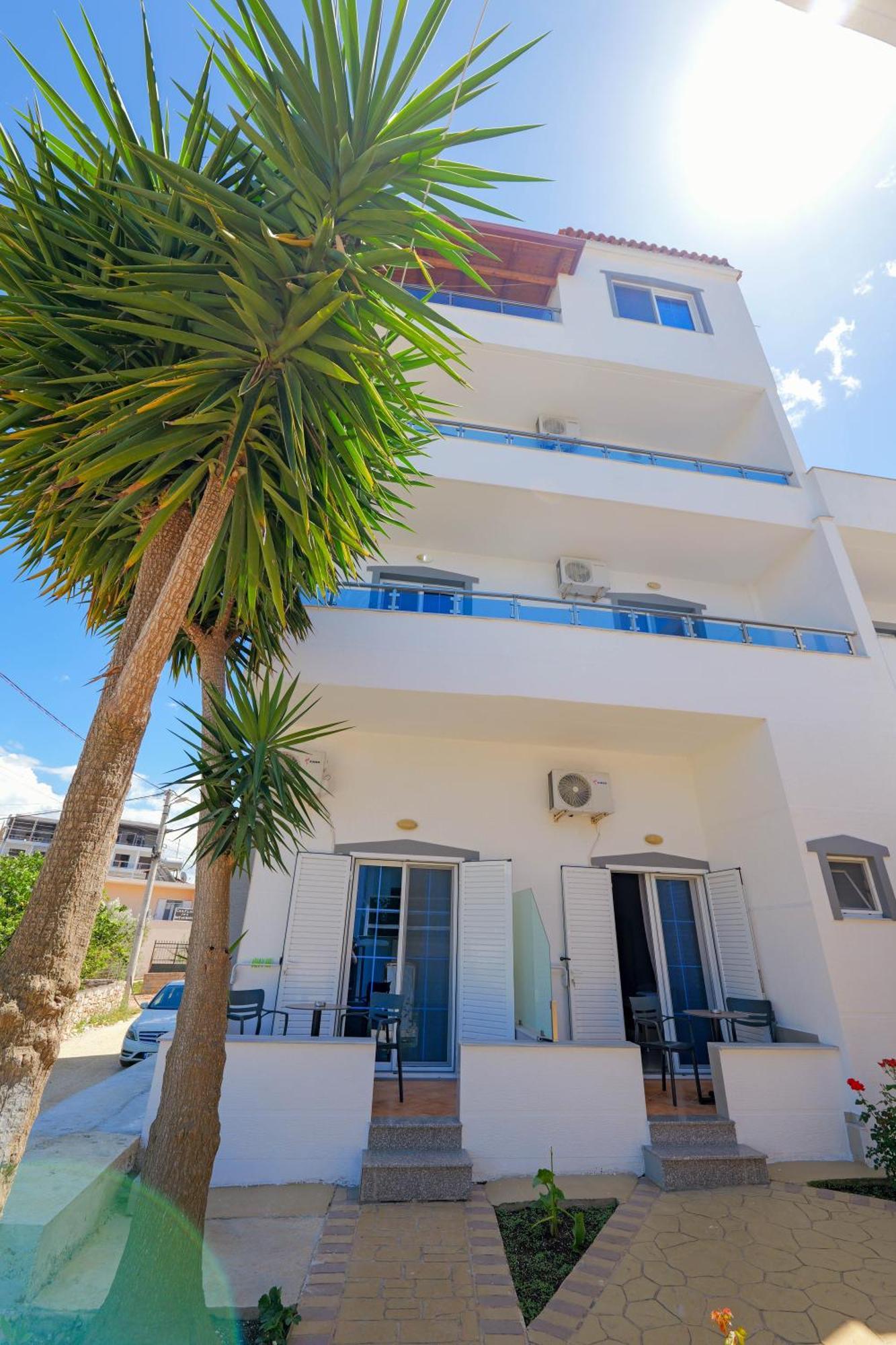 Hotel Deja Vu Ksamil Luaran gambar