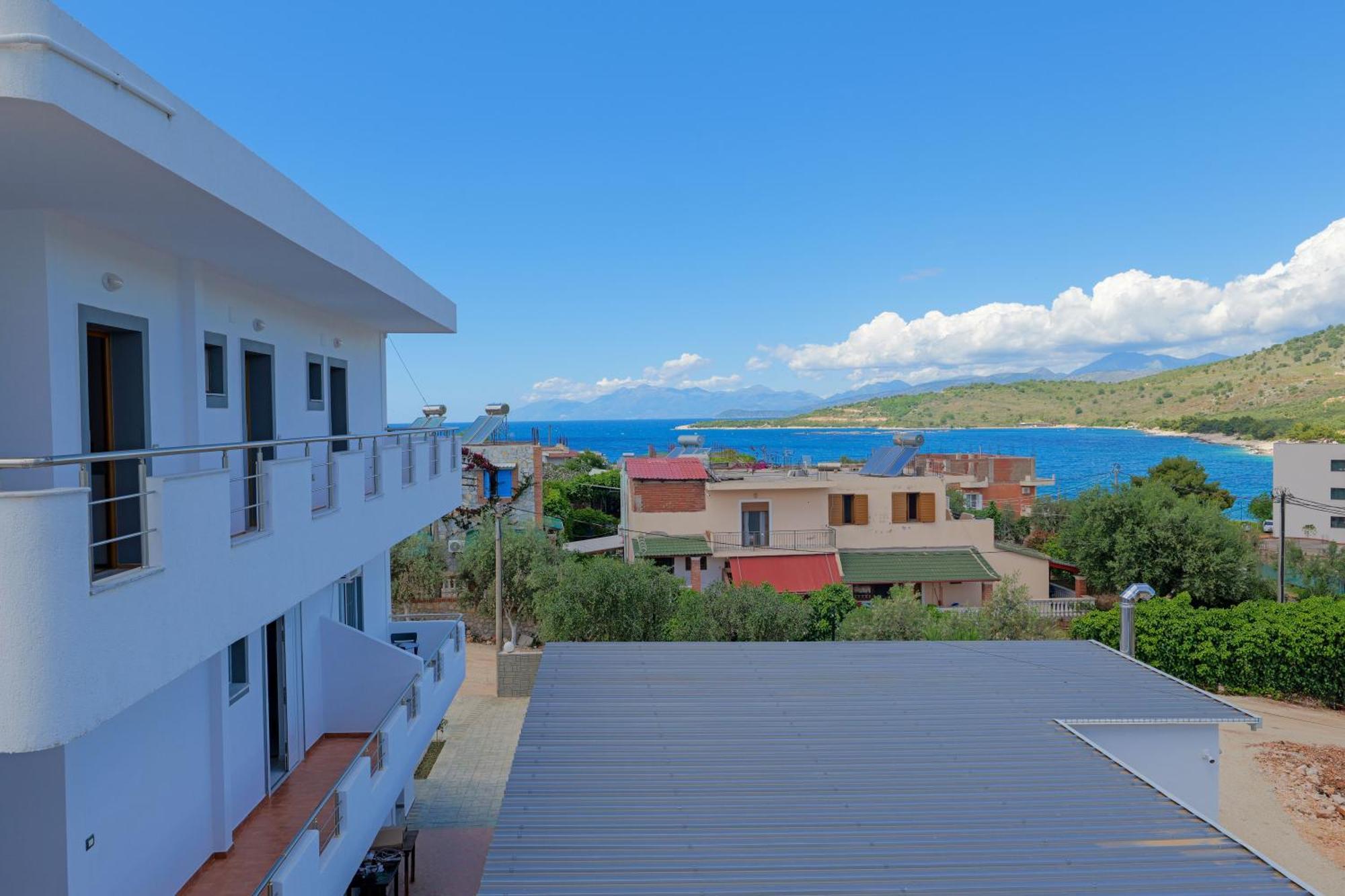 Hotel Deja Vu Ksamil Luaran gambar