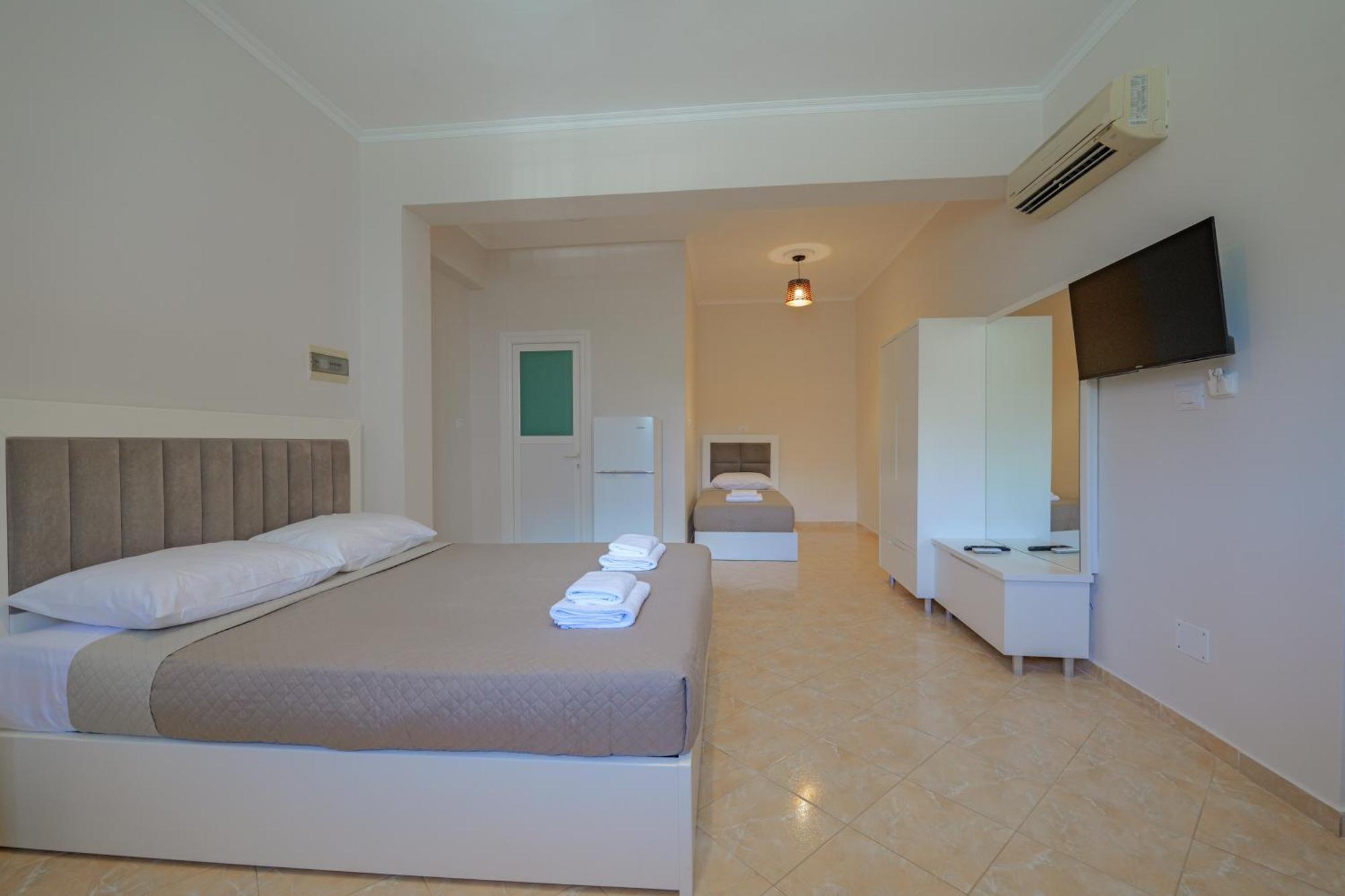 Hotel Deja Vu Ksamil Luaran gambar
