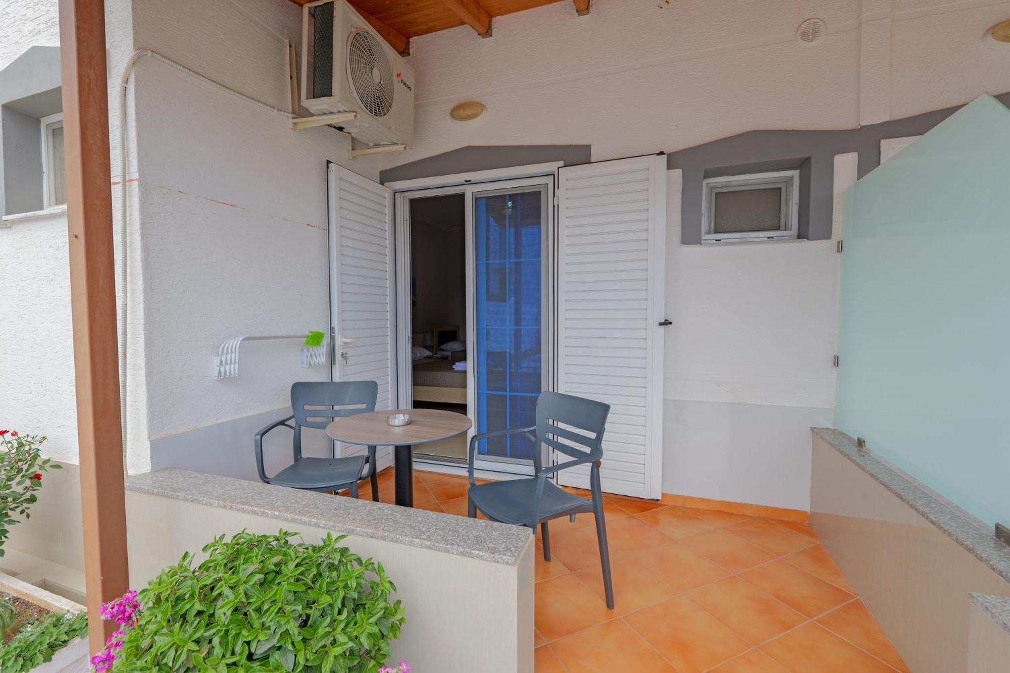 Hotel Deja Vu Ksamil Luaran gambar