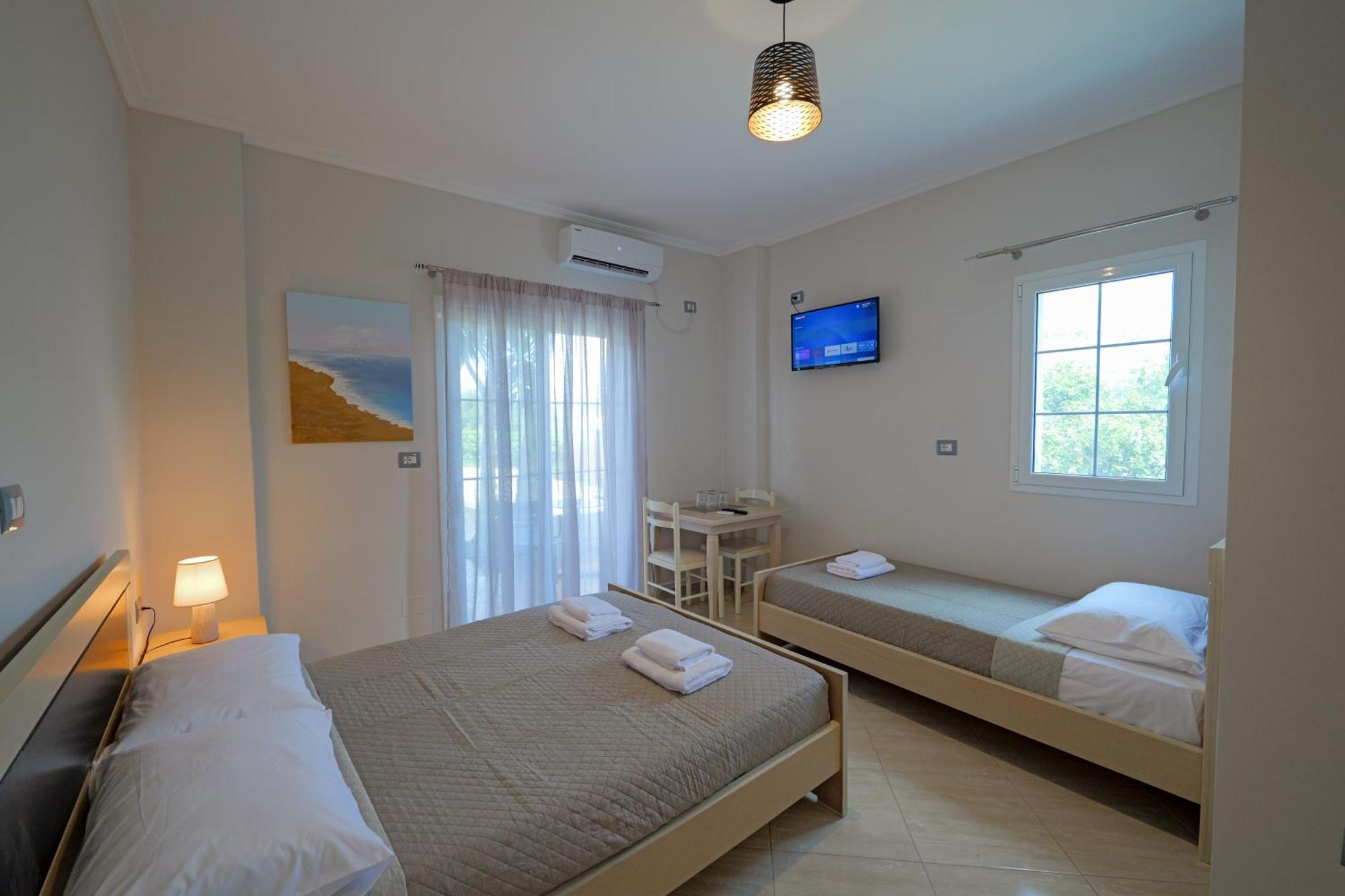 Hotel Deja Vu Ksamil Luaran gambar